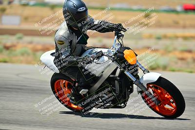 media/May-31-2025-Classic Track Day (Sat) [[da23ab3028]]/Group B/Session 3 (Turns 10 and 11)/